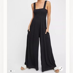 Free People homecoming jumper, black